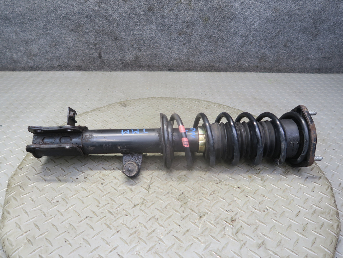 00-02 Toyota MR2 Spyder ZZW30L Set of 2 Rear Strut Shock Absorber OEM