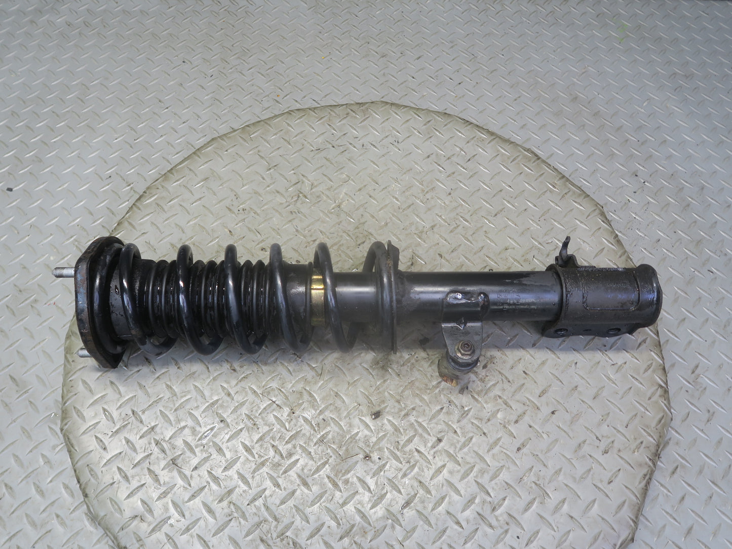 00-02 Toyota MR2 Spyder ZZW30L Set of 2 Rear Strut Shock Absorber OEM