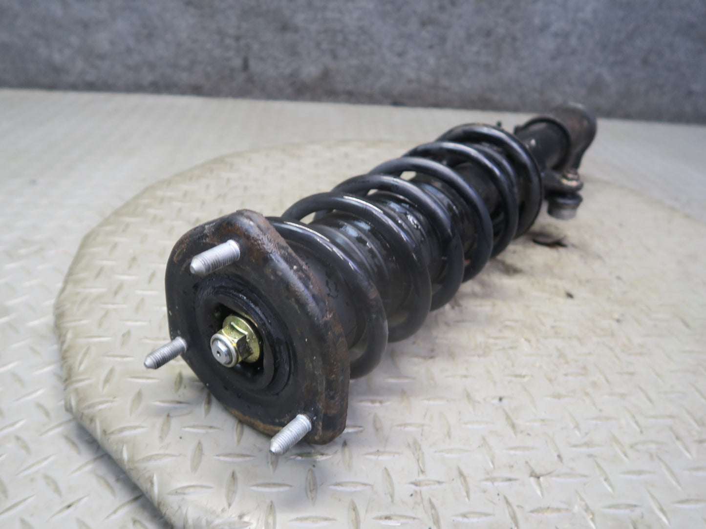 00-02 Toyota MR2 Spyder ZZW30L Set of 2 Rear Strut Shock Absorber OEM