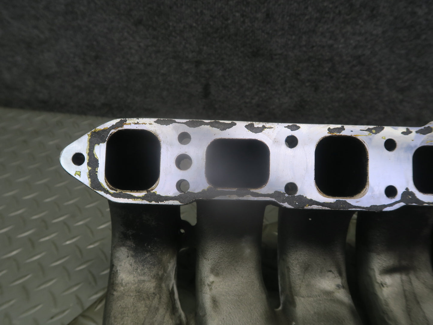 01-03 VW Eurovan T4 2.8L AXK Engine Intake Manifold 022133185E OEM