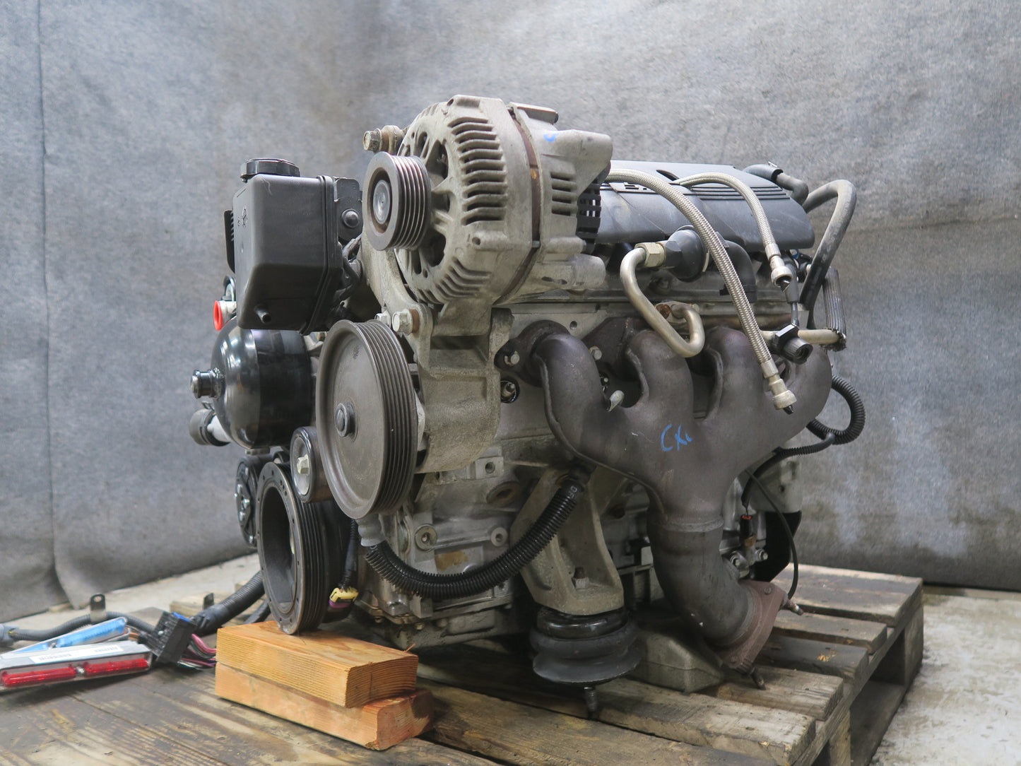 1998 Chevrolet Corvette C5 5.7L LS1 Complete Engine Motor Only 45k Miles