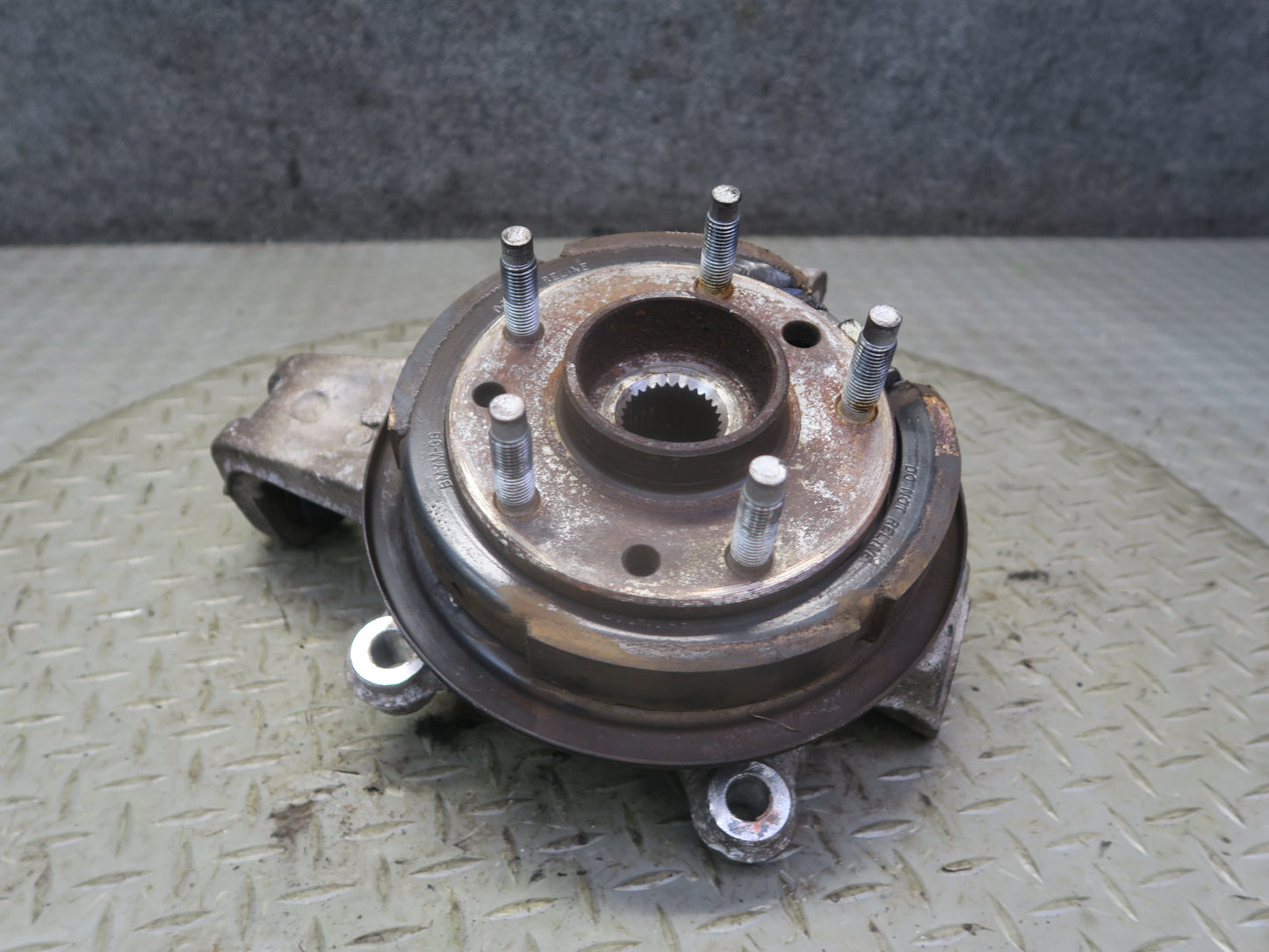 97-04 Chevrolet Corvette C5 Rear Left Spindle Knuckle Wheel Hub Bearing OEM