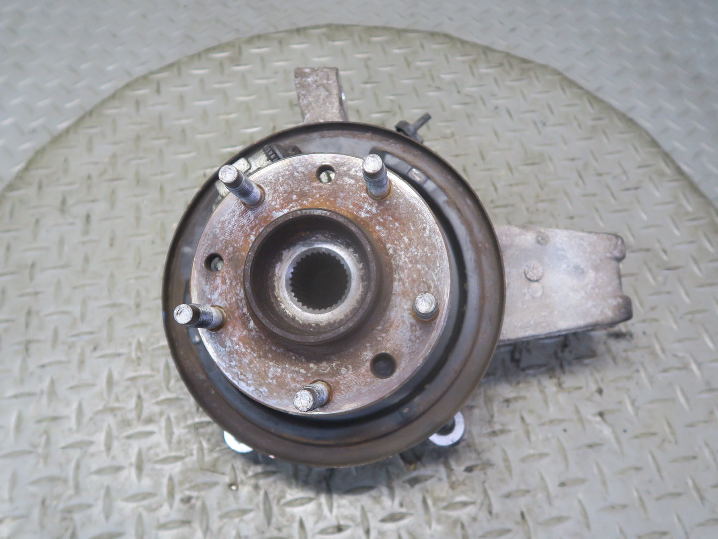 97-04 Chevrolet Corvette C5 Front Right Spindle Knuckle Wheel Hub Bearing OEM