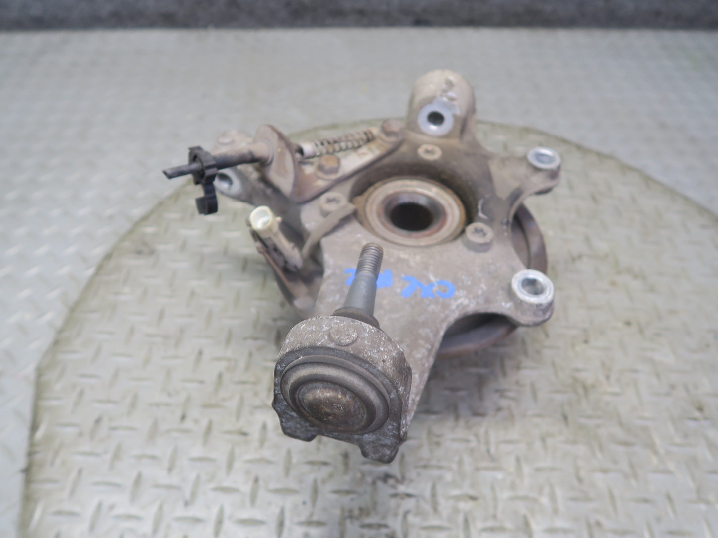 97-04 Chevrolet Corvette C5 Front Right Spindle Knuckle Wheel Hub Bearing OEM