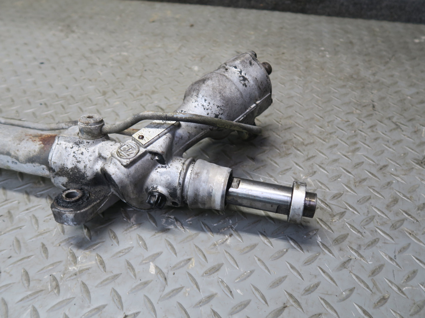 1984-1995 Porsche 928 S Power Steering Gear Rack AND Pinion
