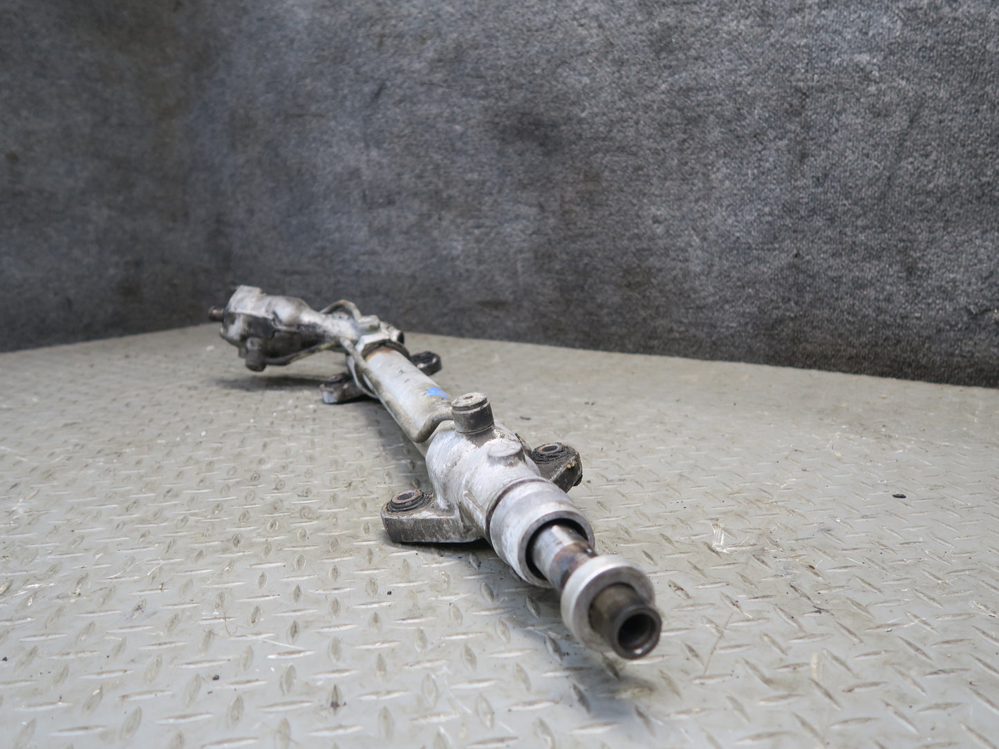 1984-1995 Porsche 928 S Power Steering Gear Rack AND Pinion