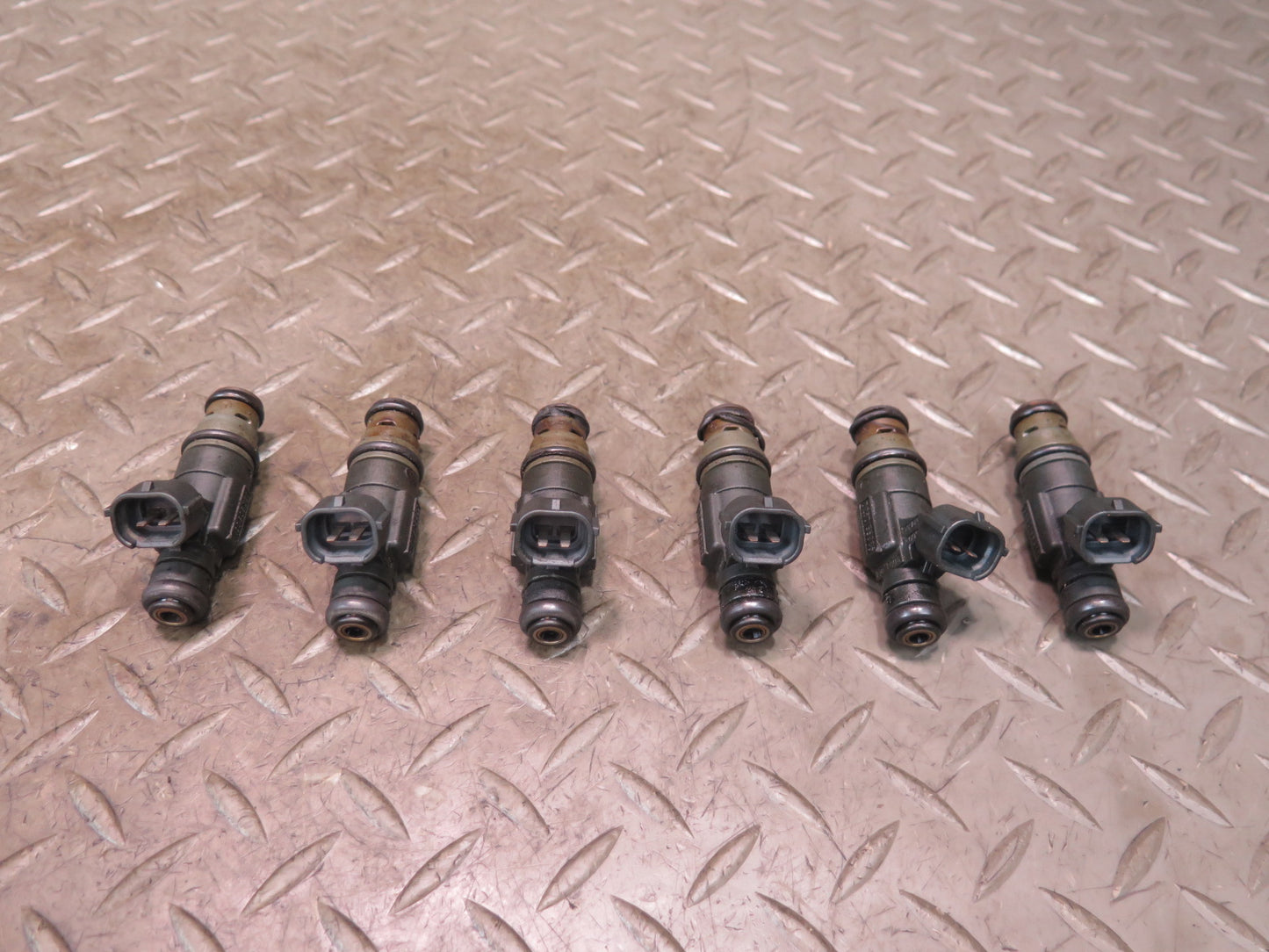 01-03 VW Eurovan T4 2.8L AXK Set of 6 Engine Fuel Injector 136K Miles OEM