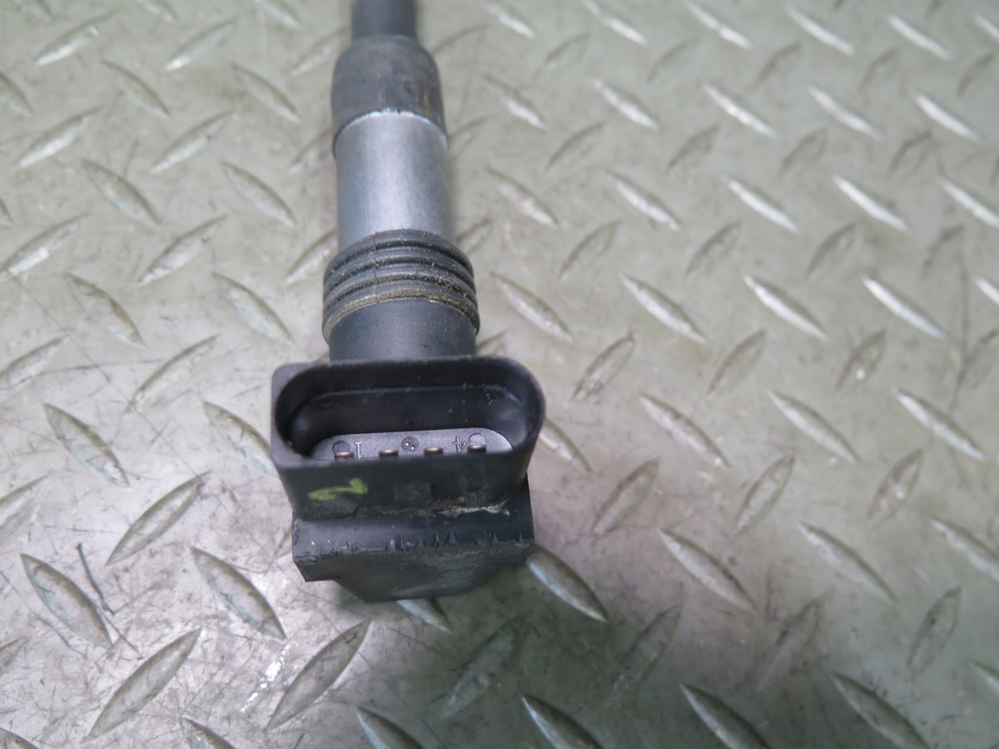 01-03 VW Eurovan T4 2.8L AXK Set of 6 Ignition Coil w Mount Bracket 136K OEM