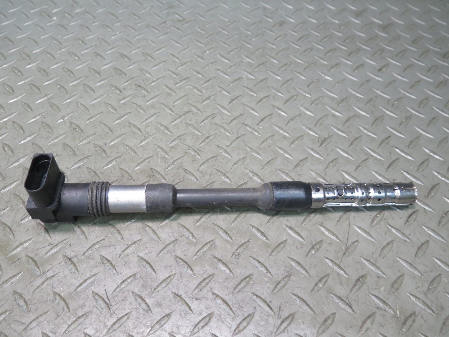 01-03 VW Eurovan T4 2.8L AXK Set of 6 Ignition Coil w Mount Bracket 136K OEM