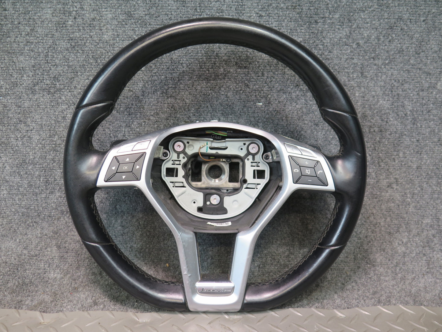 13-16 Mercedes R231 SL550 Sport Leather Steering Black w Controls & Paddles OEM
