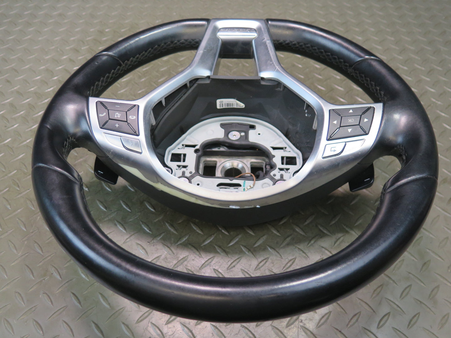 13-16 Mercedes R231 SL550 Sport Leather Steering Black w Controls & Paddles OEM