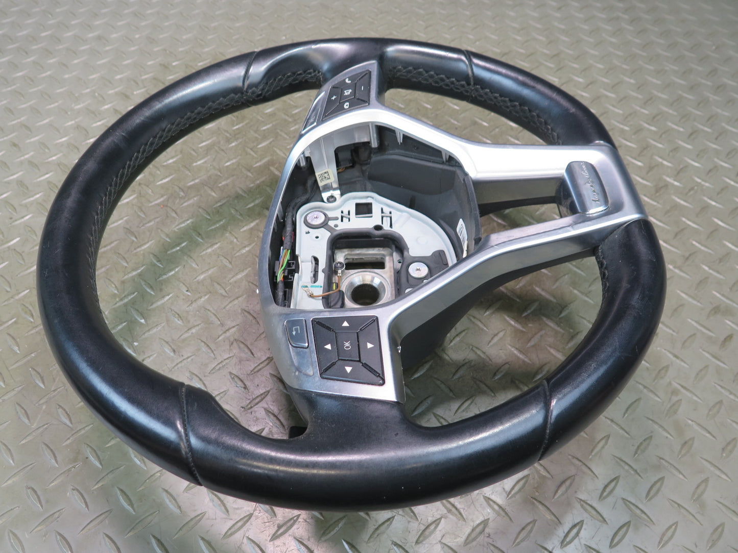 13-16 Mercedes R231 SL550 Sport Leather Steering Black w Controls & Paddles OEM