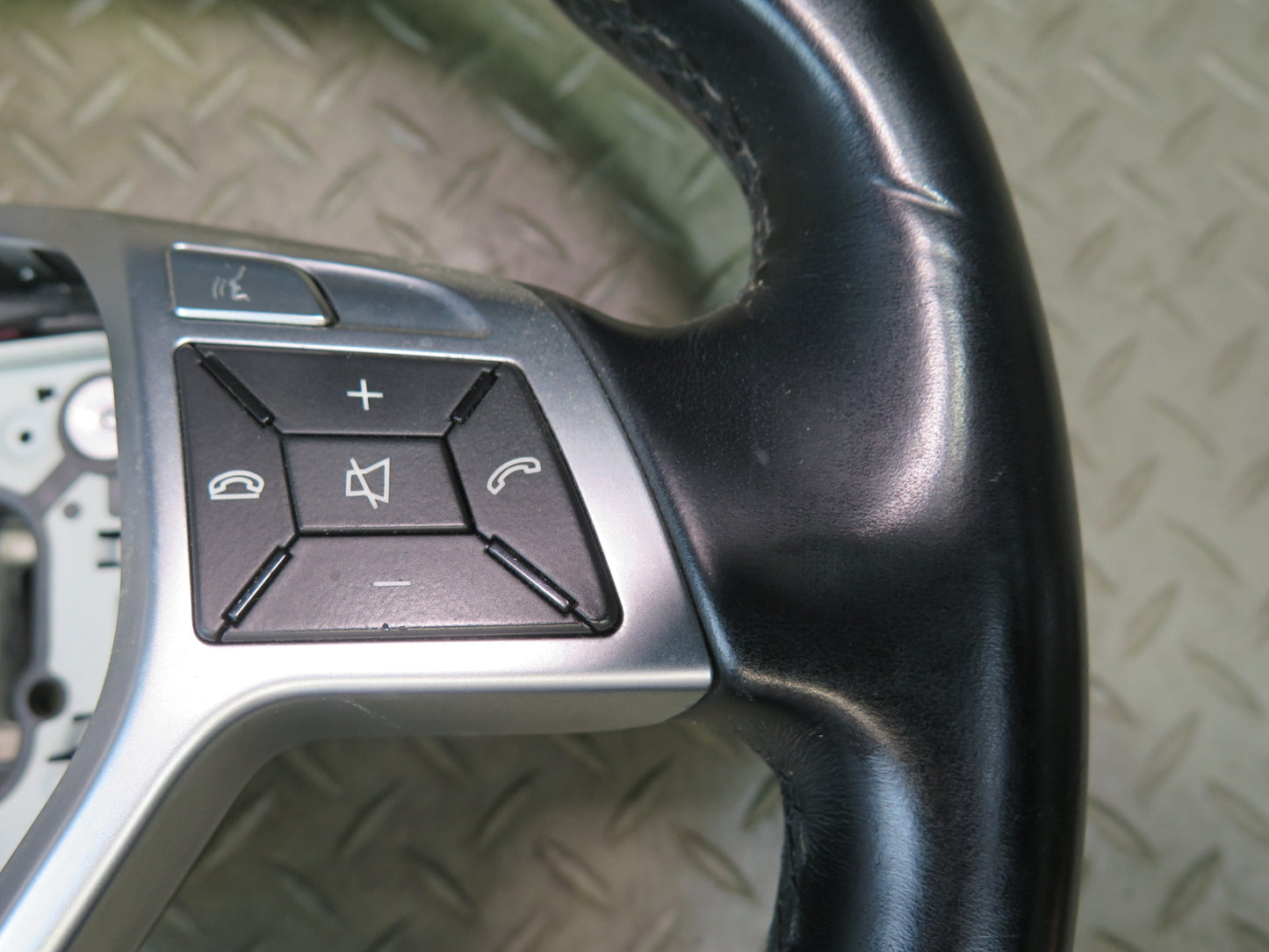 13-16 Mercedes R231 SL550 Sport Leather Steering Black w Controls & Paddles OEM