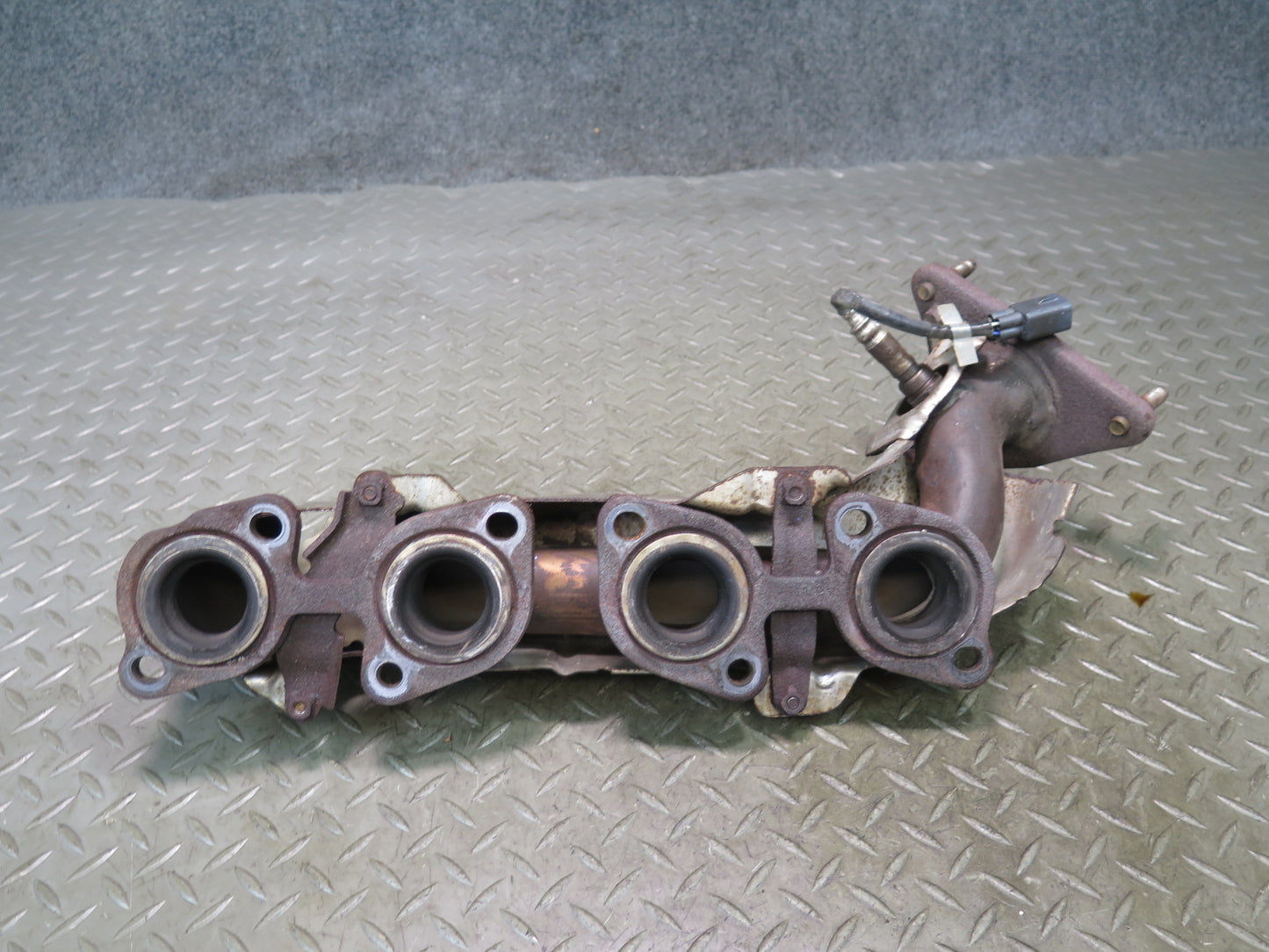 01-06 Lexus LS430 UCF30L 3UZFE Left Exhaust Manifold w Heat Shield OEM
