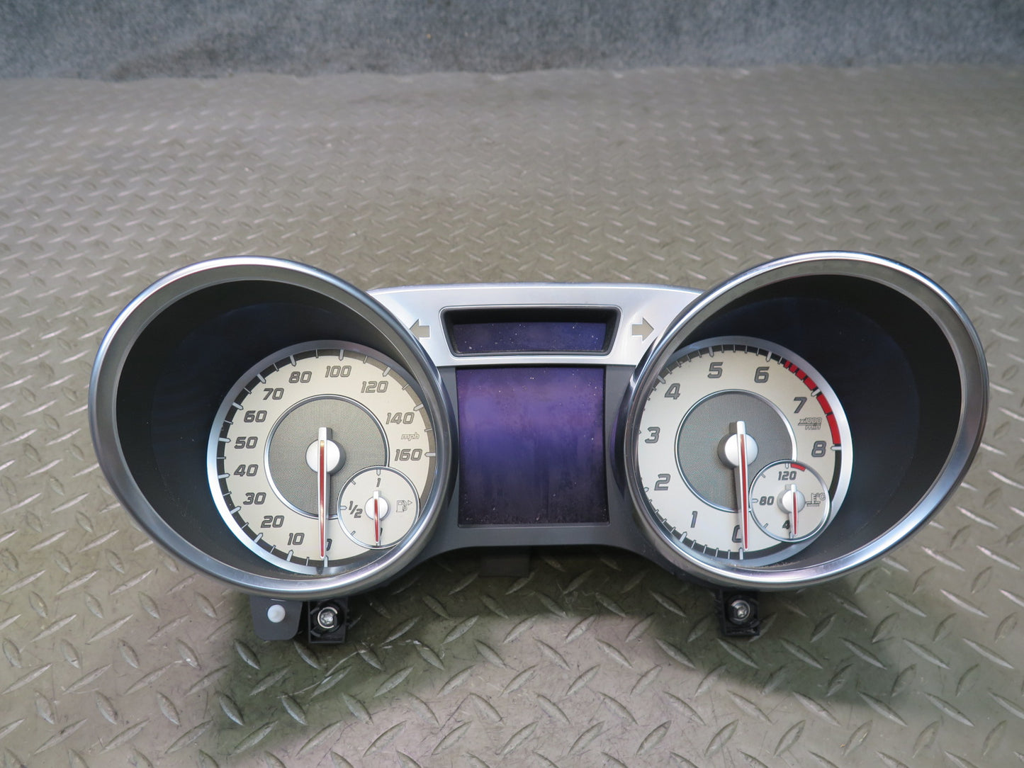 13-16 Mercedes R231 SL550 Instrument Cluster Gauge Speedometer 2319000001 OEM