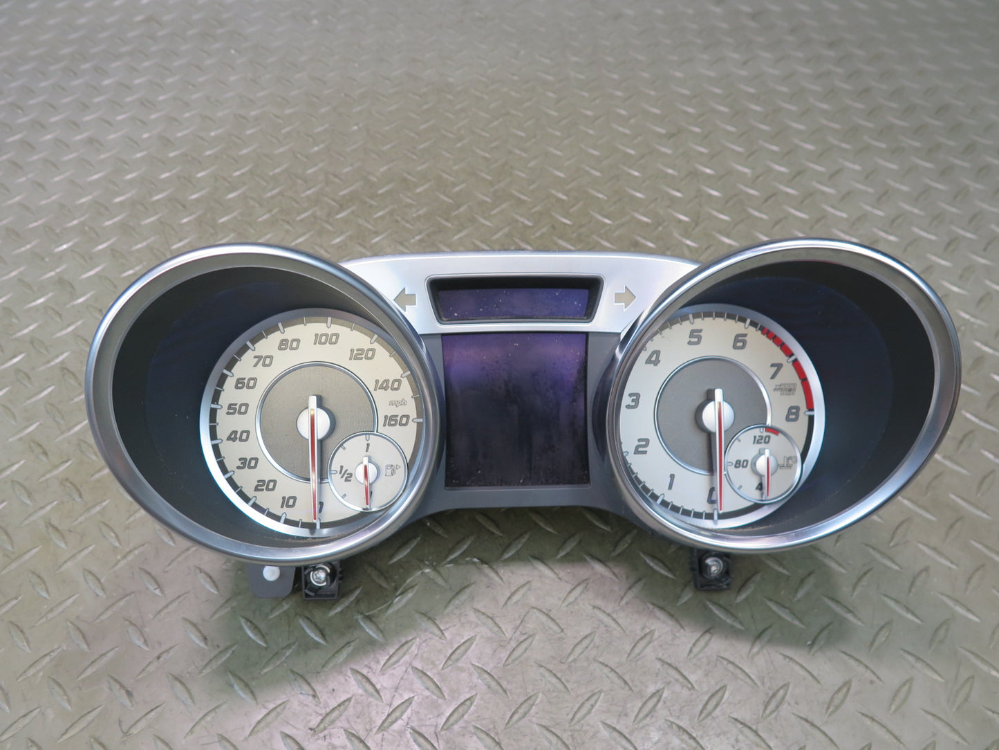 13-16 Mercedes R231 SL550 Instrument Cluster Gauge Speedometer 2319000001 OEM