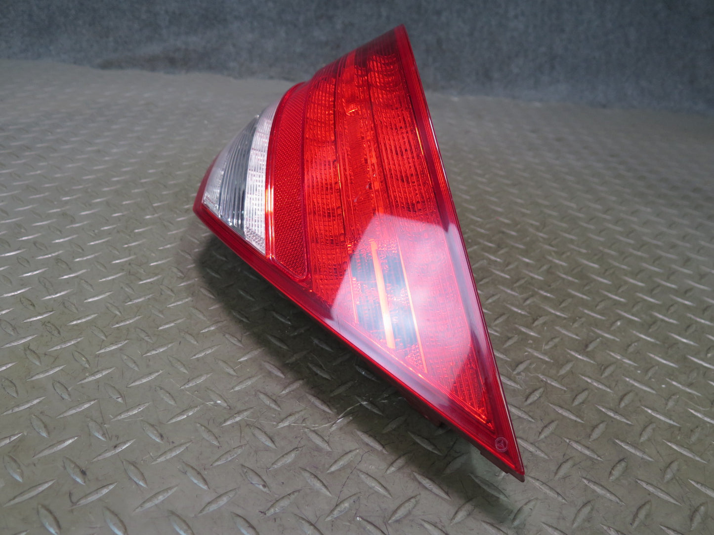 2012-2016 Mercedes R172 SLK Rear Right Passenger Side Brake Tail Light Lamp