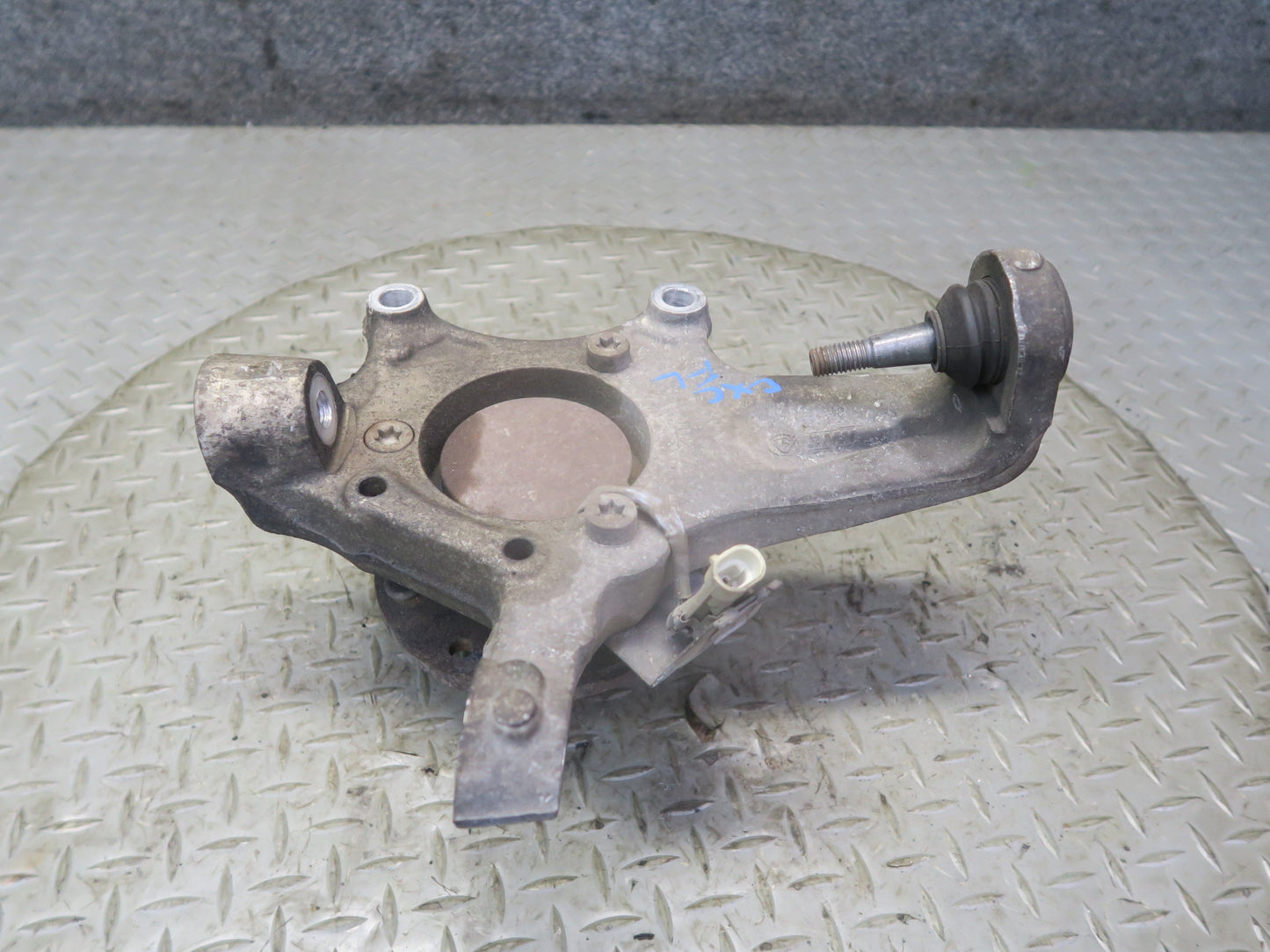 97-04 Chevrolet Corvette C5 Front Left Spindle Knuckle Wheel Hub Bearing 45K OEM