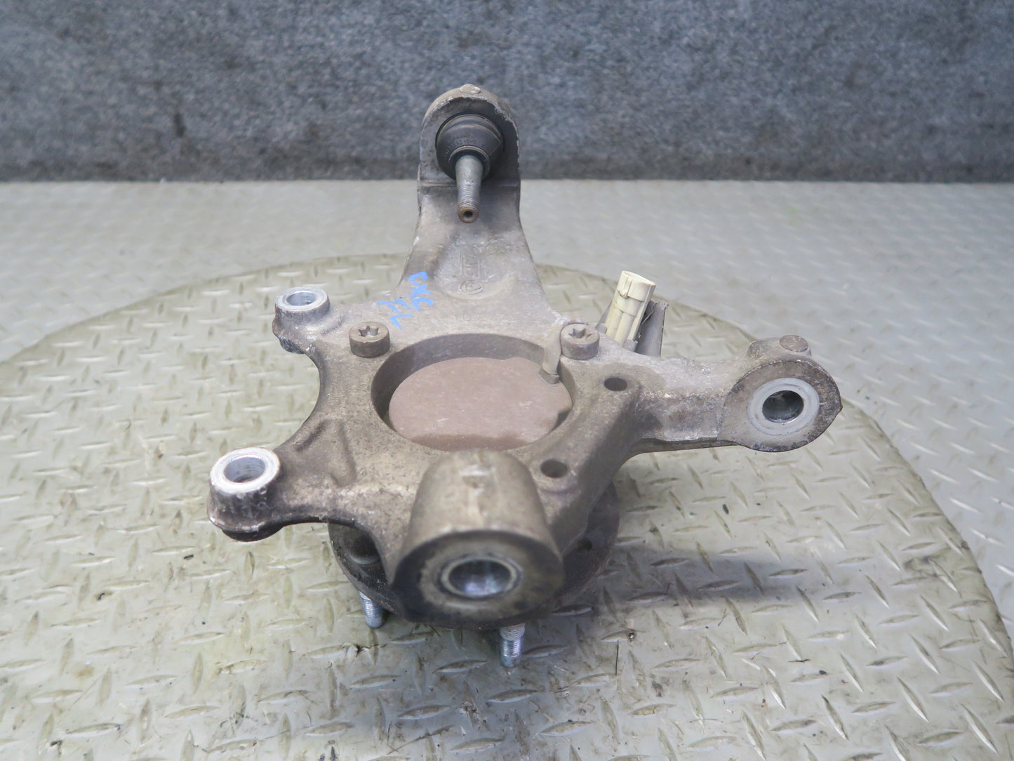 97-04 Chevrolet Corvette C5 Front Left Spindle Knuckle Wheel Hub Bearing 45K OEM
