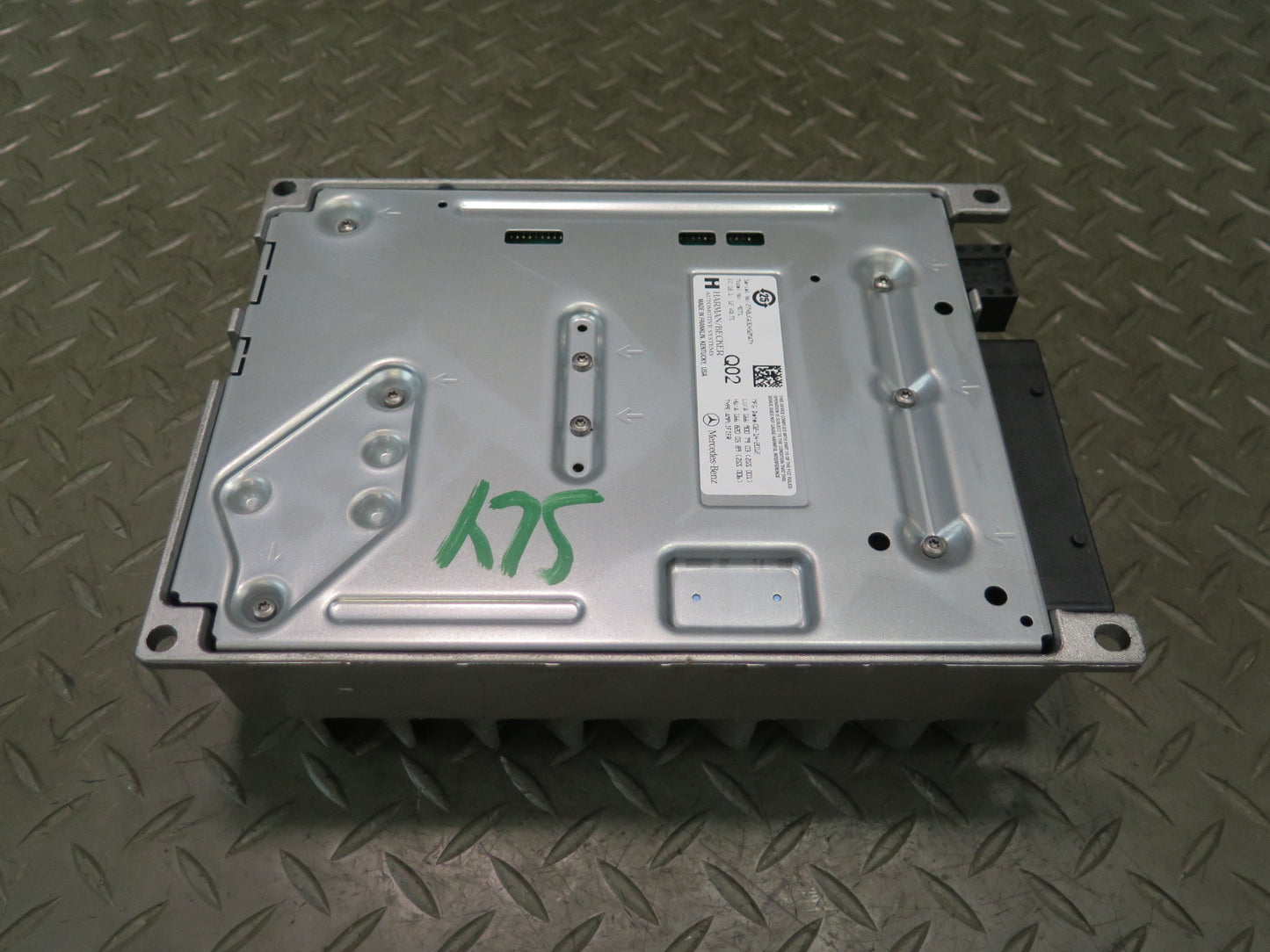 13-16 Mercedes R231 SL550 Harman Becker Audio Amplifier AMP 1669007903 OEM