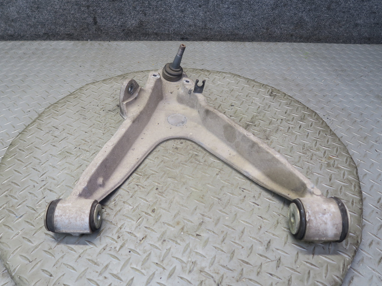 97-04 Chevrolet Corvette C5 Set of 2 Front Right Upper Lower Control Arm 45K OEM