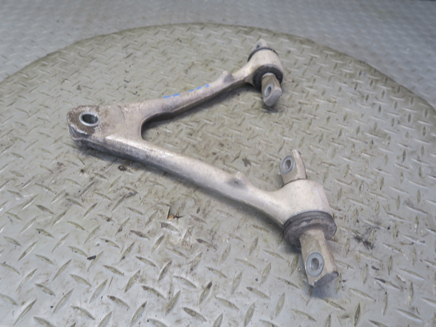 97-04 Chevrolet Corvette C5 Set of 2 Front Right Upper Lower Control Arm 45K OEM