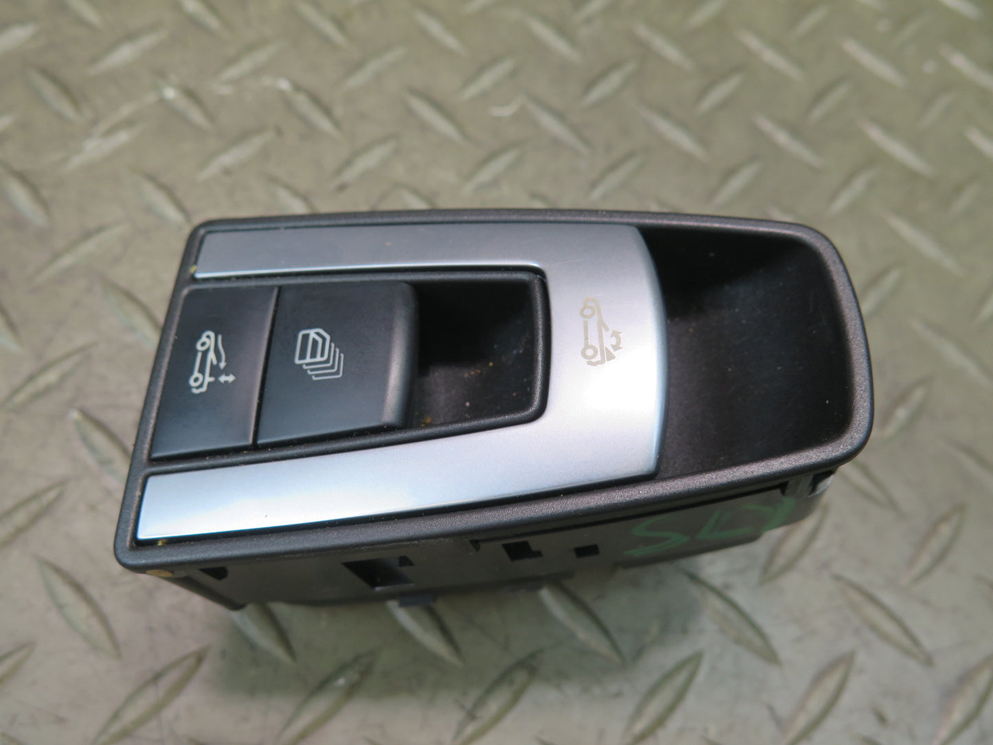 13-20 Mercedes R231 SL550 Convertible TOP Roof Control Switch 2318204510 OEM
