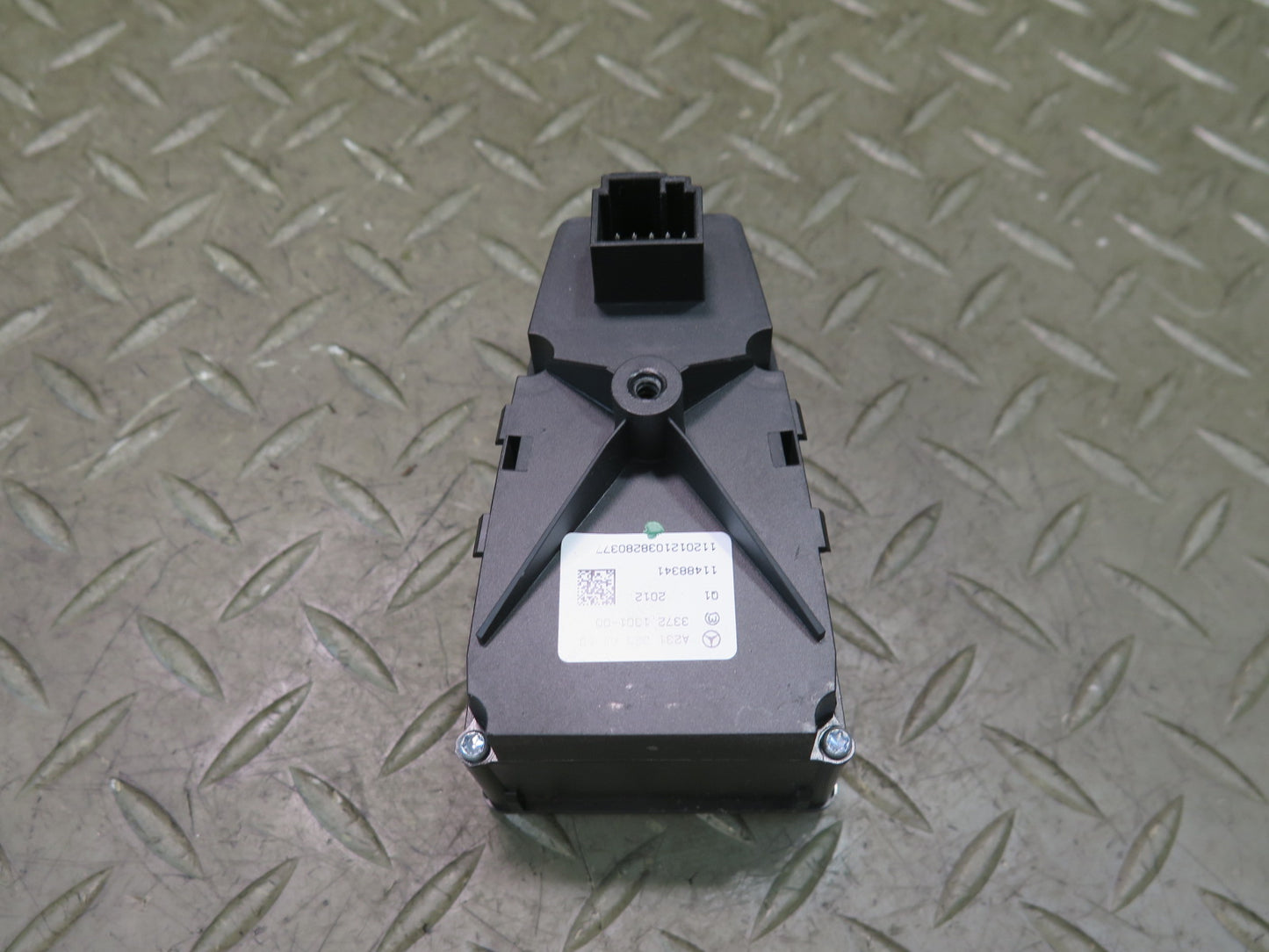 13-20 Mercedes R231 SL550 Convertible TOP Roof Control Switch 2318204510 OEM