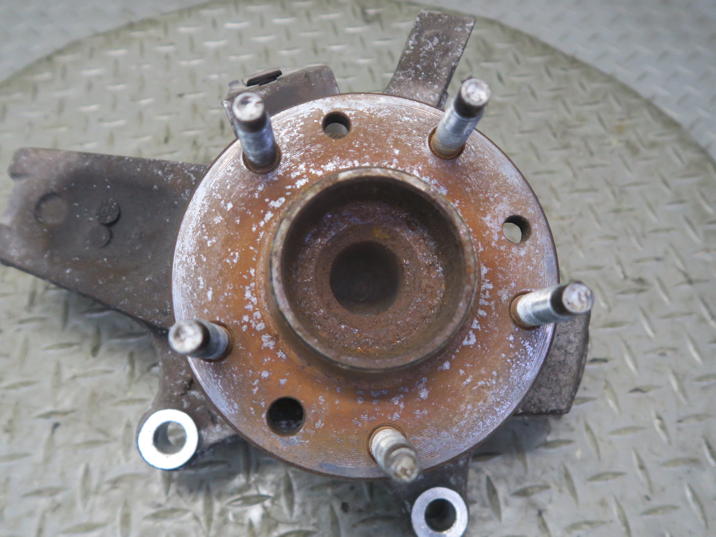 97-04 Chevrolet Corvette C5 Front Right Spindle Knuckle Wheel Hub Bearing OEM