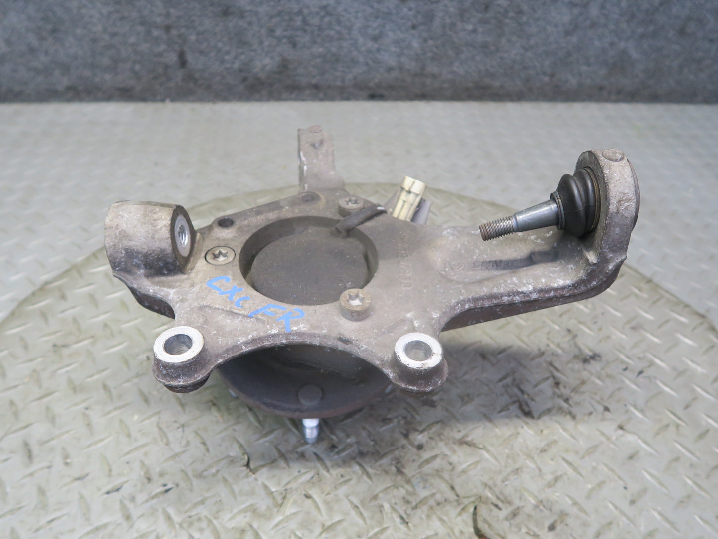 97-04 Chevrolet Corvette C5 Front Right Spindle Knuckle Wheel Hub Bearing OEM