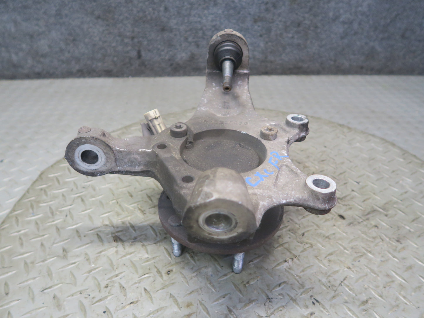 97-04 Chevrolet Corvette C5 Front Right Spindle Knuckle Wheel Hub Bearing OEM