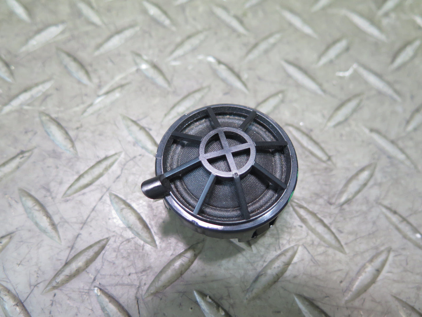 13-20 Mercedes R231 SL550 Left or Right Door Tweeter Speaker OEM
