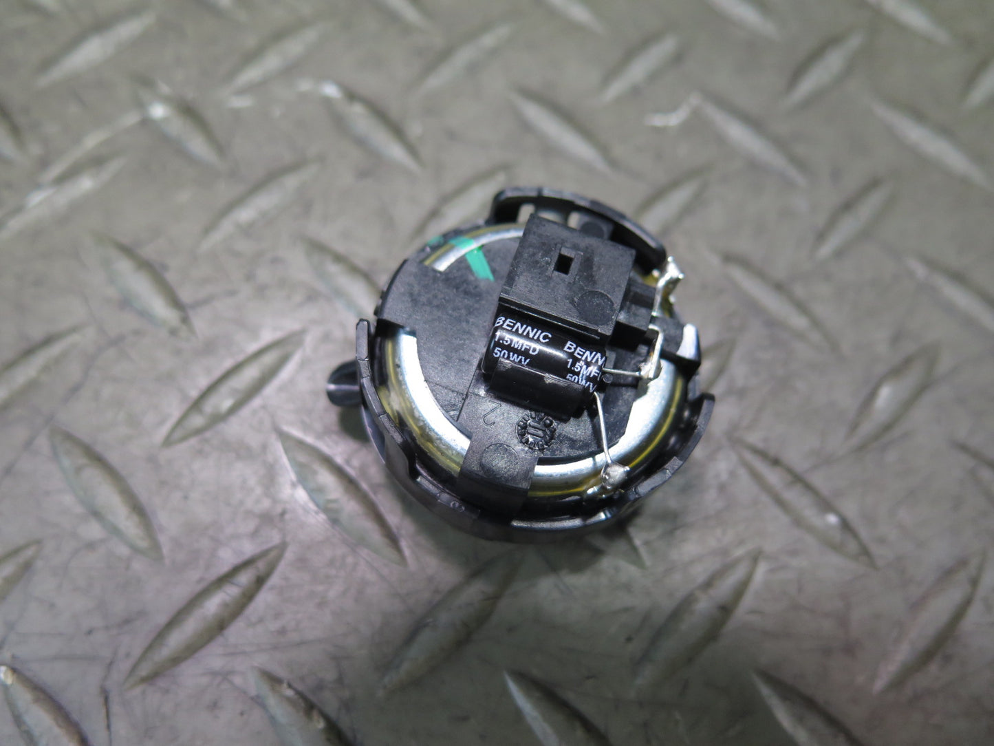 13-20 Mercedes R231 SL550 Left or Right Door Tweeter Speaker OEM