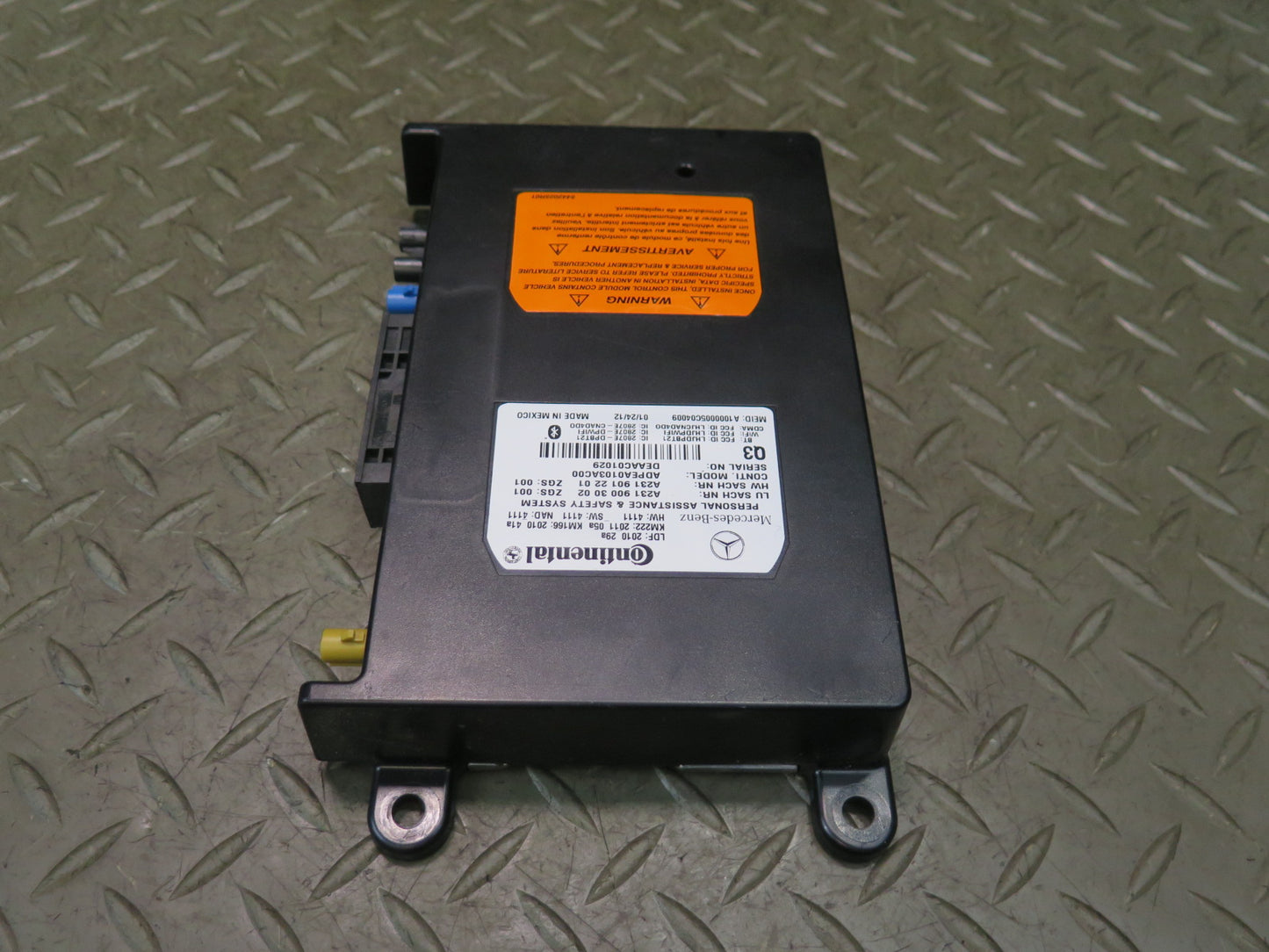 13-20 Mercedes R231 SL550 Communication Control Module 2319003002 OEM