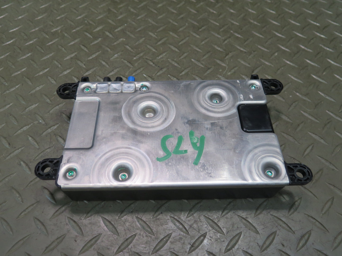 13-20 Mercedes R231 SL550 Communication Control Module 2319003002 OEM