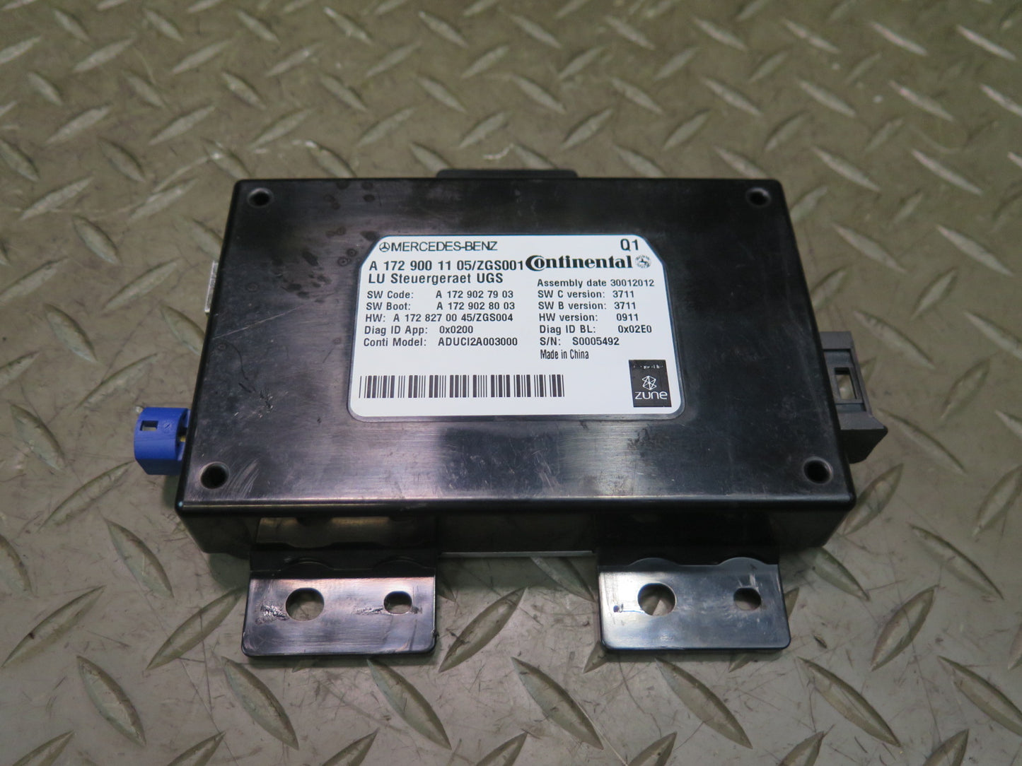 2013 Mercedes R231 SL550 Interface Communication Control Module 1729001105 OEM