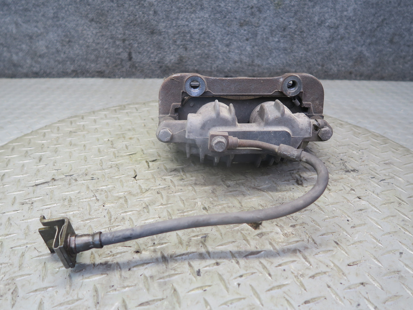 97-04 Chevrolet Corvette C5 Set of 2 Front Brake Caliper PBR 45K Miles OEM