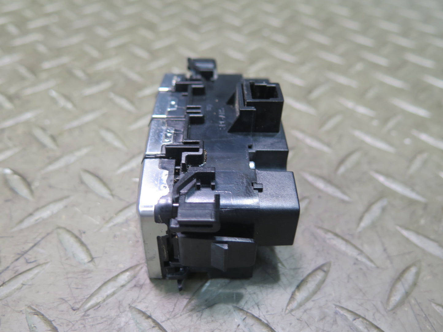 13-20 Mercedes R231 SL550 ECO Comfort Sport Suspension Control Switch OEM
