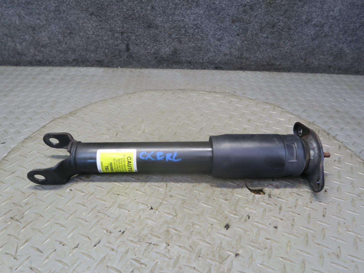 97-04 Chevrolet Corvette C5 Rear Left & Right Strut Shock Absorber Set 45K OEM