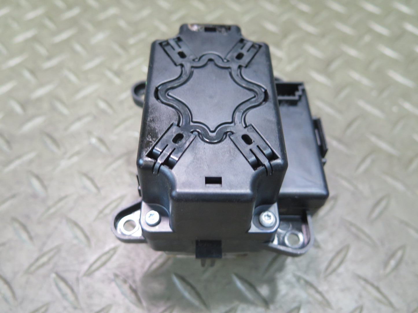 13-20 Mercedes R231 SL550 Center Console Navigation Multi Switch 2319002801 OEM