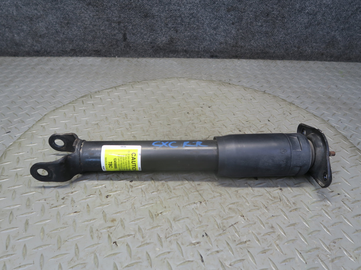 97-04 Chevrolet Corvette C5 Rear Left & Right Strut Shock Absorber Set 45K OEM