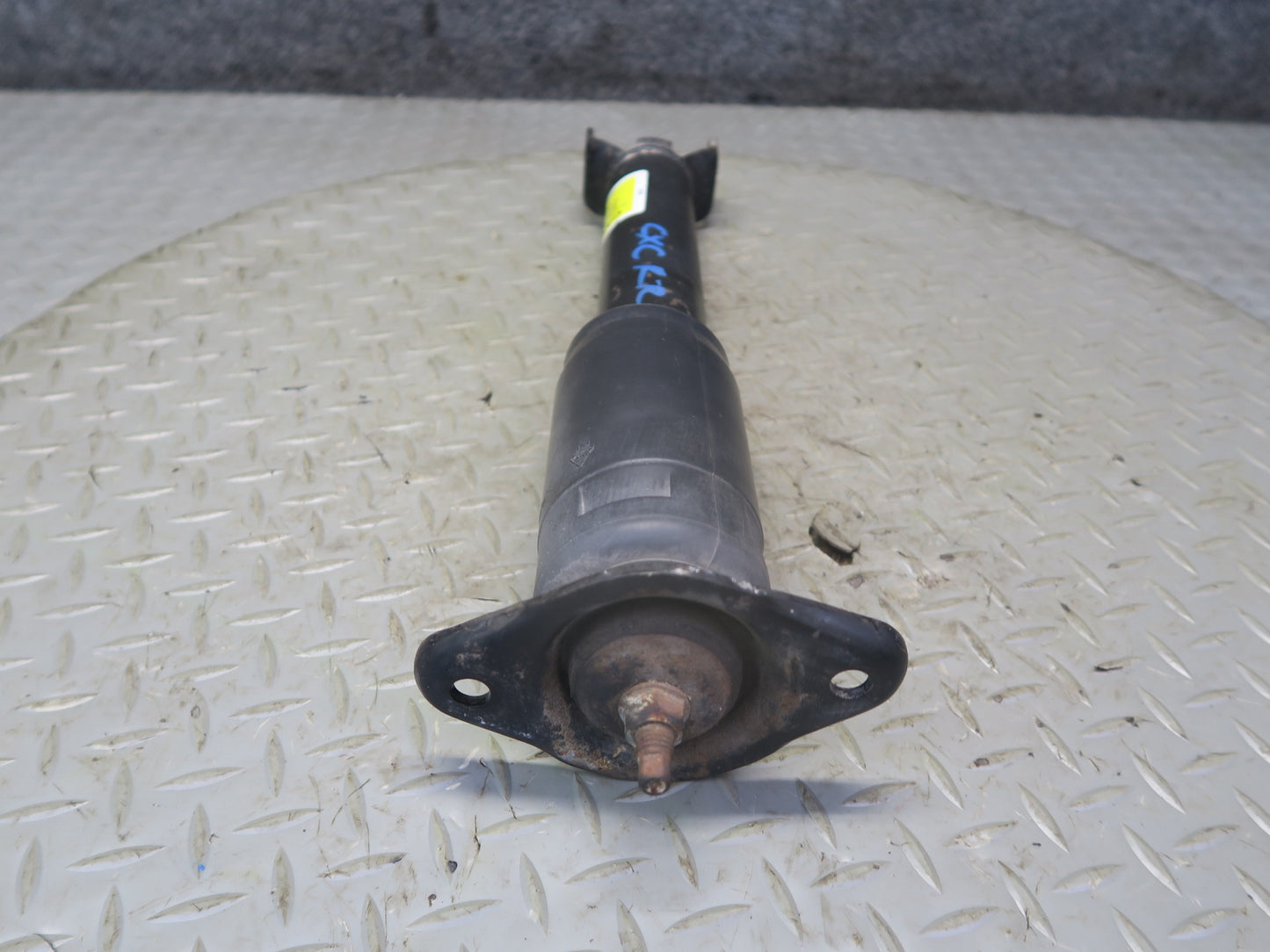 97-04 Chevrolet Corvette C5 Rear Left & Right Strut Shock Absorber Set 45K OEM