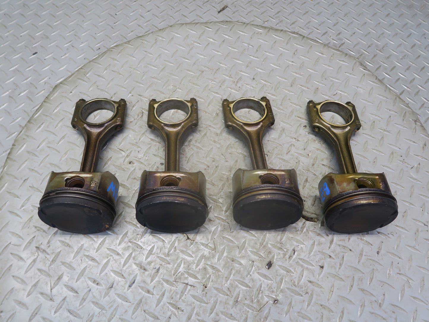 96-99 BMW E36/7 Z3 1.9L M44 Set of 4 Engine Motor Piston Connecting Rod OEM