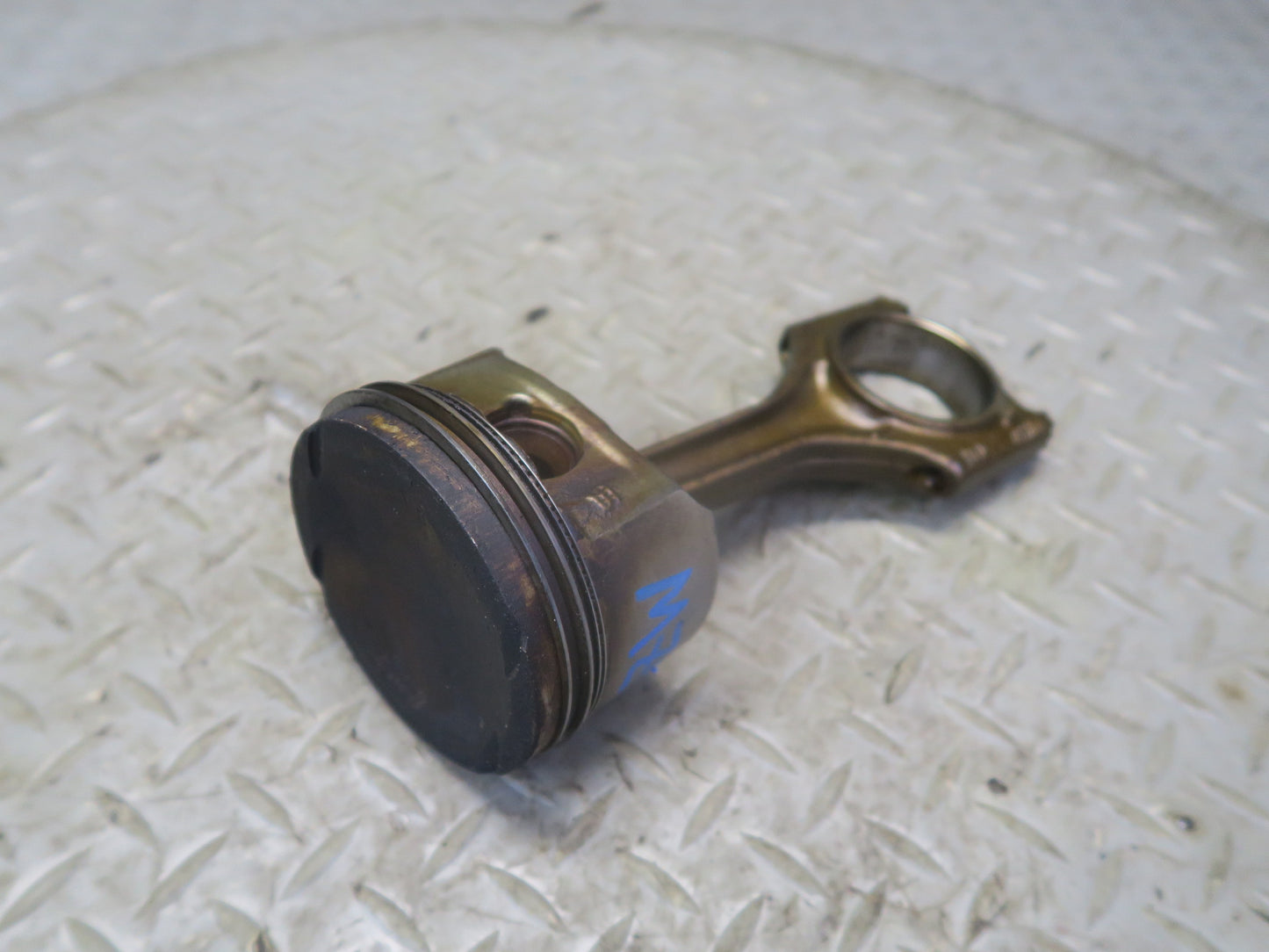 96-99 BMW E36/7 Z3 1.9L M44 Set of 4 Engine Motor Piston Connecting Rod OEM
