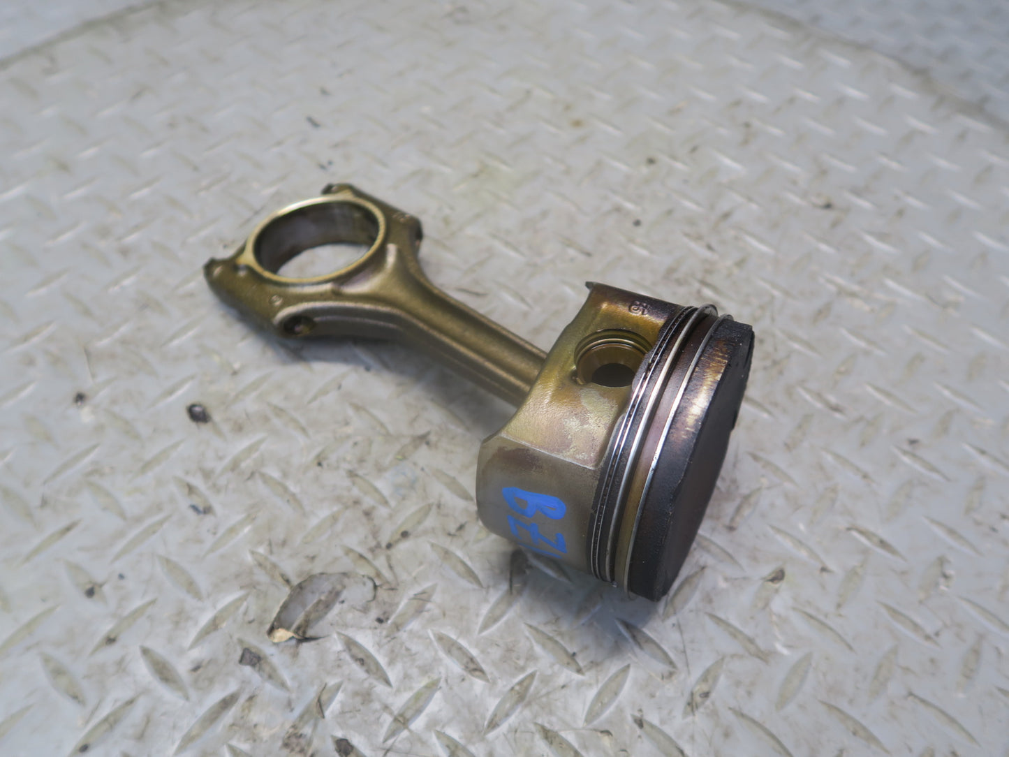 96-99 BMW E36/7 Z3 1.9L M44 Set of 4 Engine Motor Piston Connecting Rod OEM
