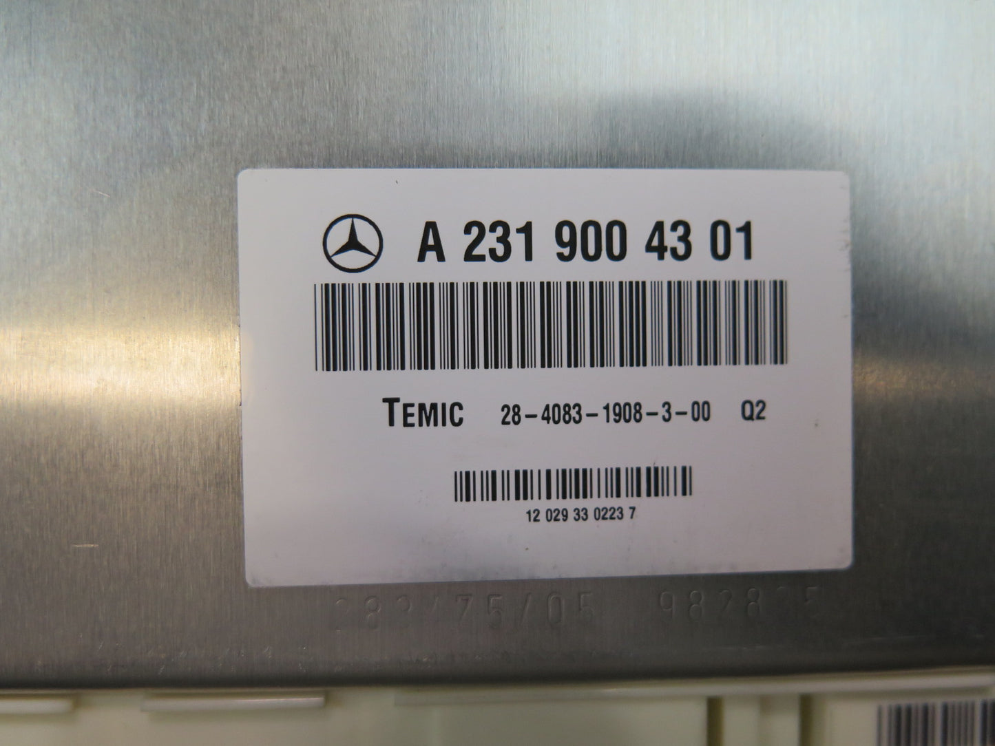 13-14 Mercedes R231 SL550 ESP Stability Control Module 2319004301 OEM