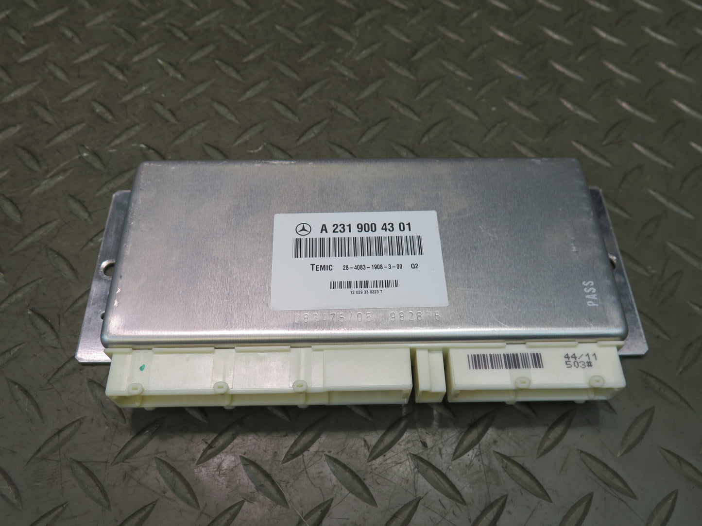 13-14 Mercedes R231 SL550 ESP Stability Control Module 2319004301 OEM