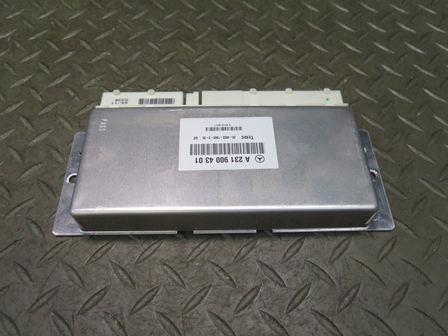 13-14 Mercedes R231 SL550 ESP Stability Control Module 2319004301 OEM