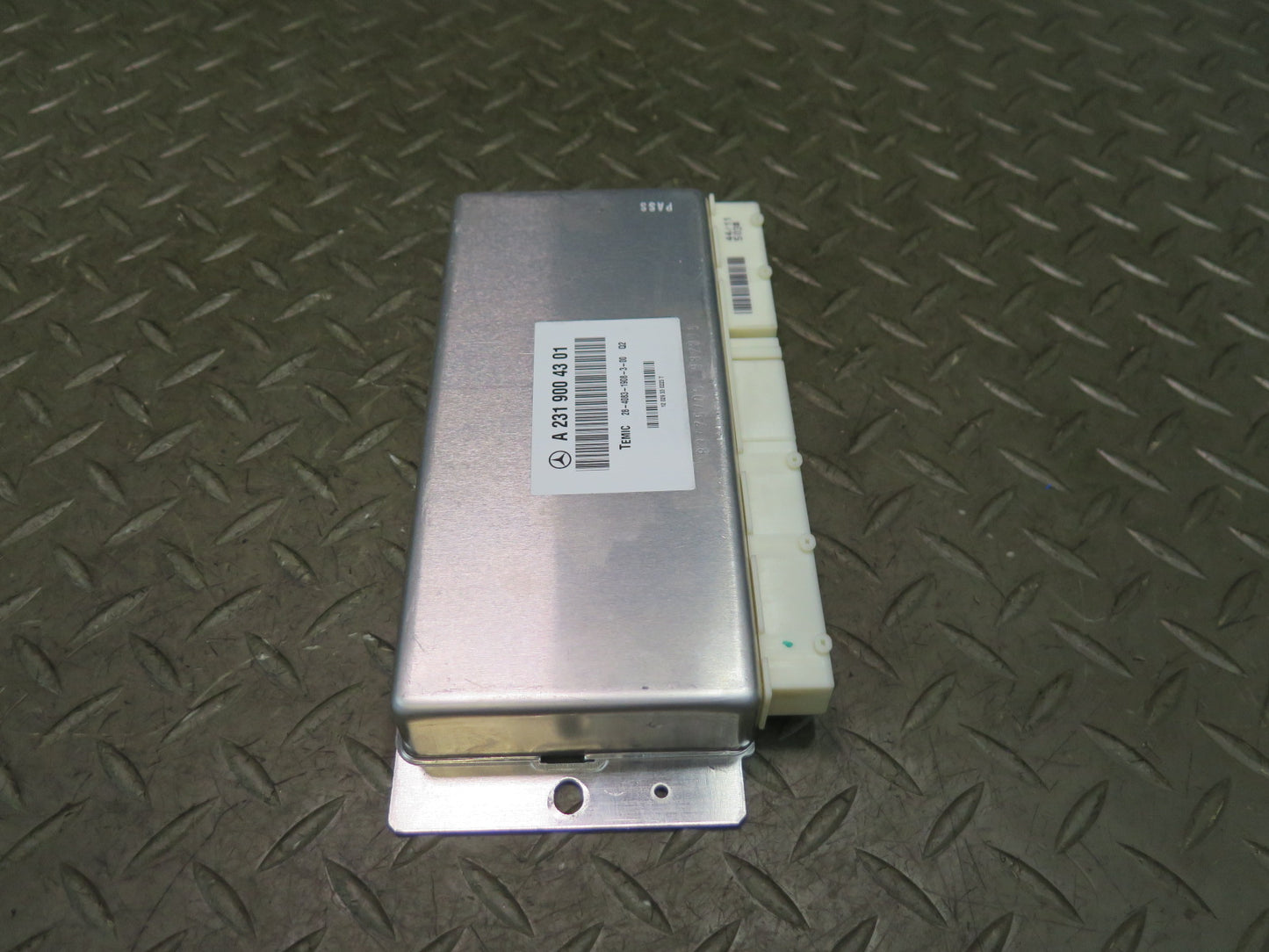 13-14 Mercedes R231 SL550 ESP Stability Control Module 2319004301 OEM