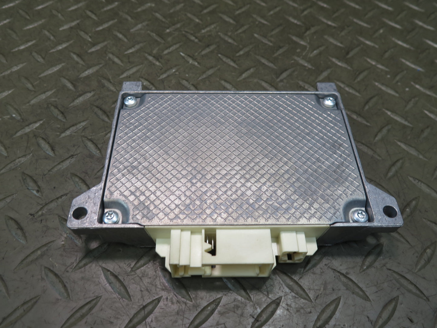 13-20 Mercedes R231 SL550 Video & Radar Parking Control Module 0009000002 OEM